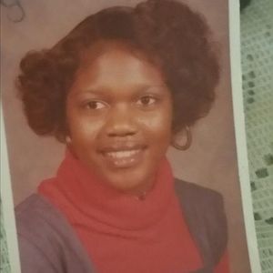 Meet your Posher, Erma